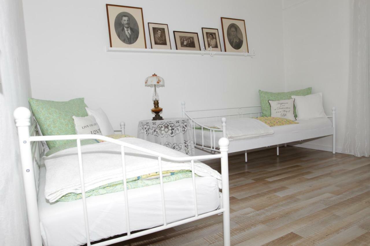 Appartamento Gutshof Bartl 1 Klagenfurt am Woerthersee Esterno foto
