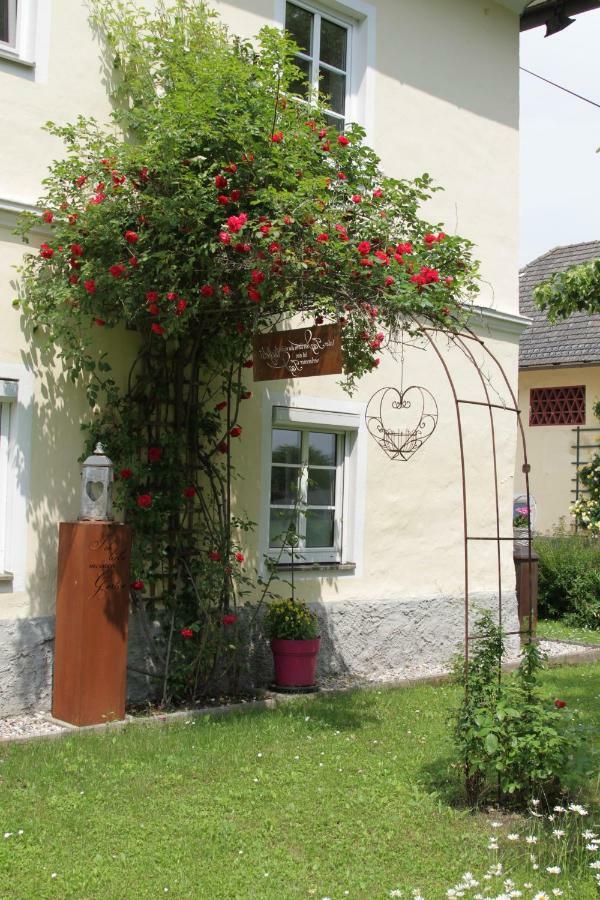 Appartamento Gutshof Bartl 1 Klagenfurt am Woerthersee Esterno foto